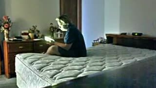 Masturb. femminile - spying mother in law