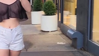 Funny - Afternoon of nudism in New York - Outdoor