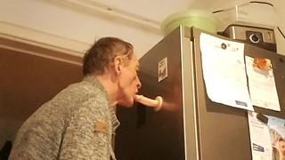 Abmelken - sucking a dildo while wanking my dick