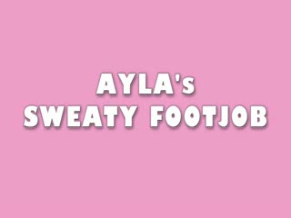 Fetish - Ayla's Sweaty Footjob