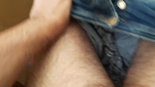 Male Masturbation - Amateur hairy jerk off