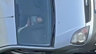 Misionario - Blowjob in car