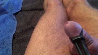 Masturb. maschile - My e stim making me cum no hands