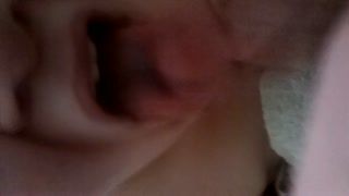 Schwanzblasen - Very short spunk over tounge