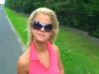 Exhibe - Slim blonde chick gets convinced by a stranger t...