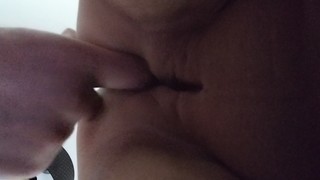 Close-up - Finger her to an loud orgasm